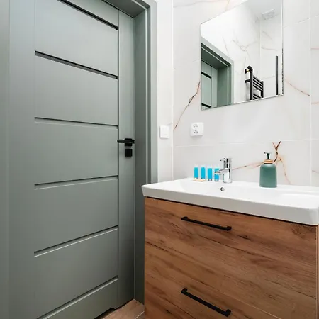 Apartament Radwańska Comfort By Bookinghost