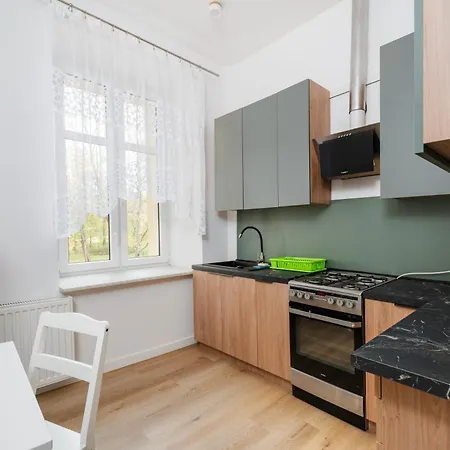 Radwańska Comfort By Bookinghost