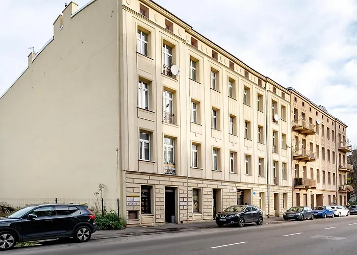 Radwanska Comfort By Bookinghost アパート